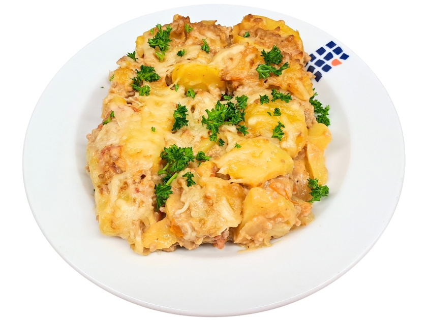 Kartoffelgratin mit Hackfleisch überbacken mit Reibekäse